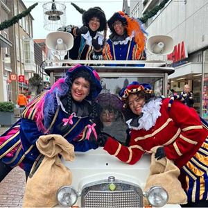 Sinterklaas brum trein Sinterklaas trein huren