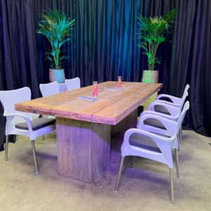 Steigerhout tafel