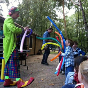 Clown op kinderfeestje
