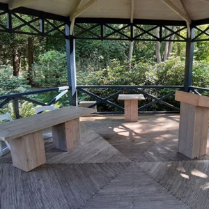 Spreekgestoelte steigerhout