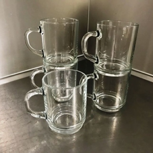 Theeglas