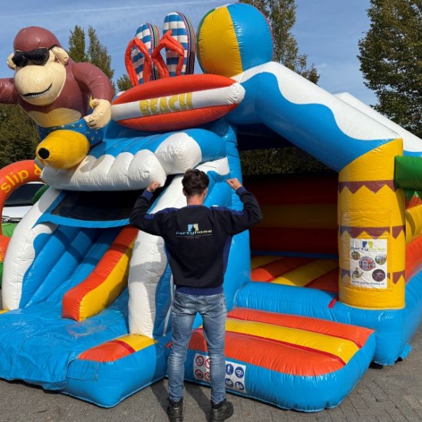 Hulp bij op- en afbouw stormbaan groot