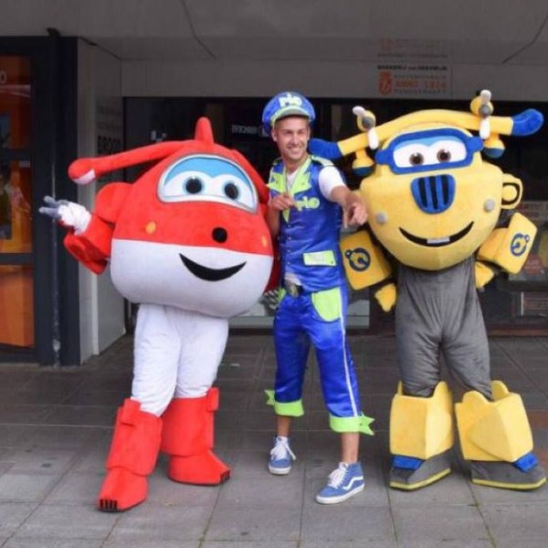 Super Wings