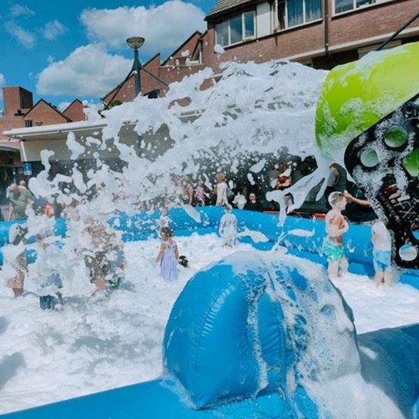 schuimkanon met bad schuimbad met schuimkanon huren