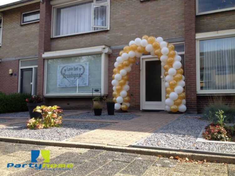 ballonnenboog voor bedrijfsfeest